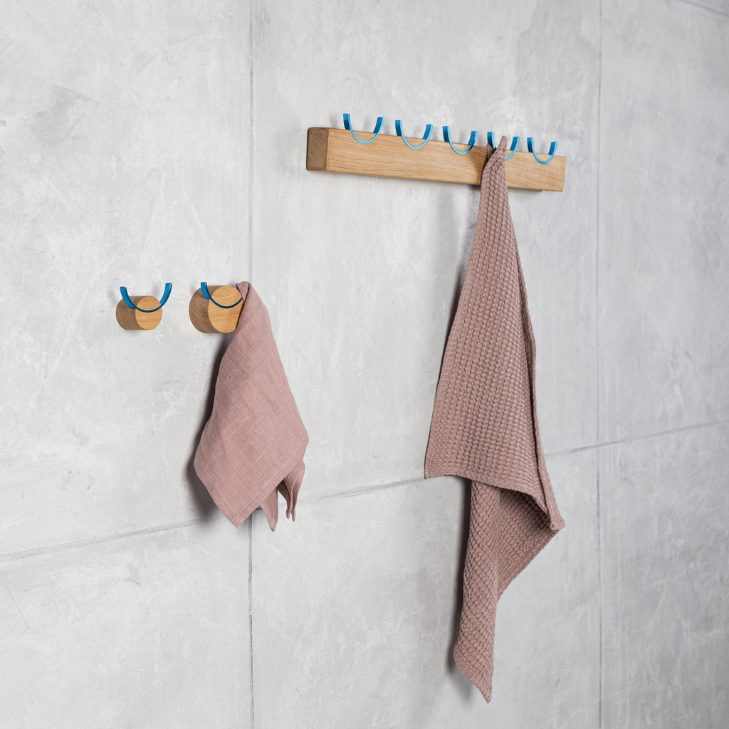 Wandgarderobe DEER | Eichenholz oder nussbaumfarbenes Eichenholz