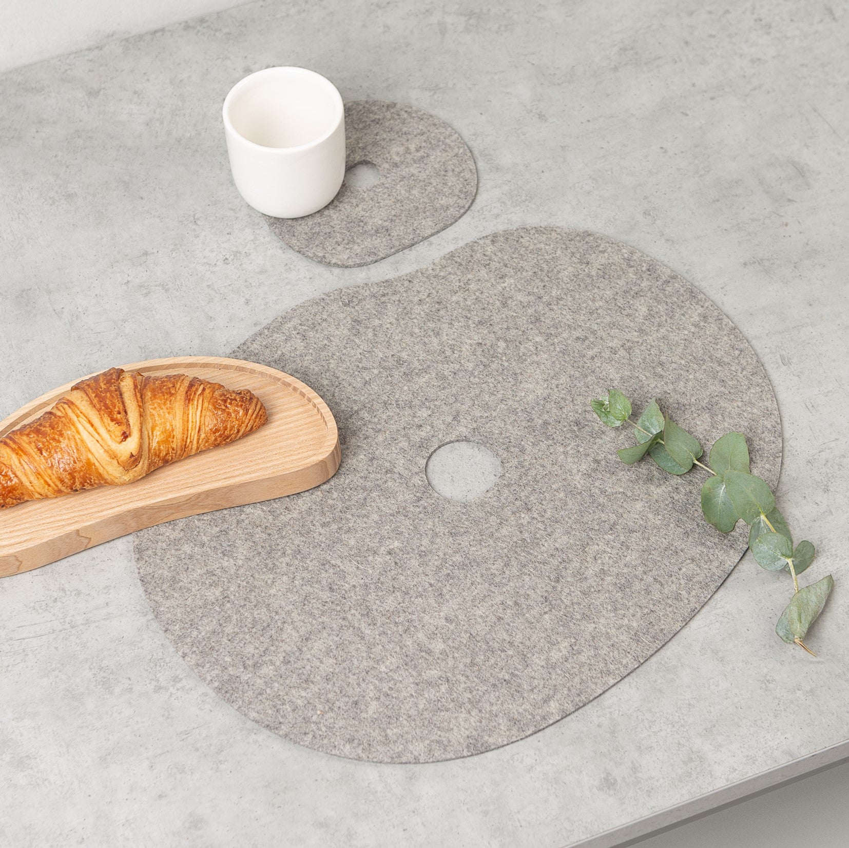 Tischset aus Naturwollfilz MILLESTONES | Grau oder Schwarz