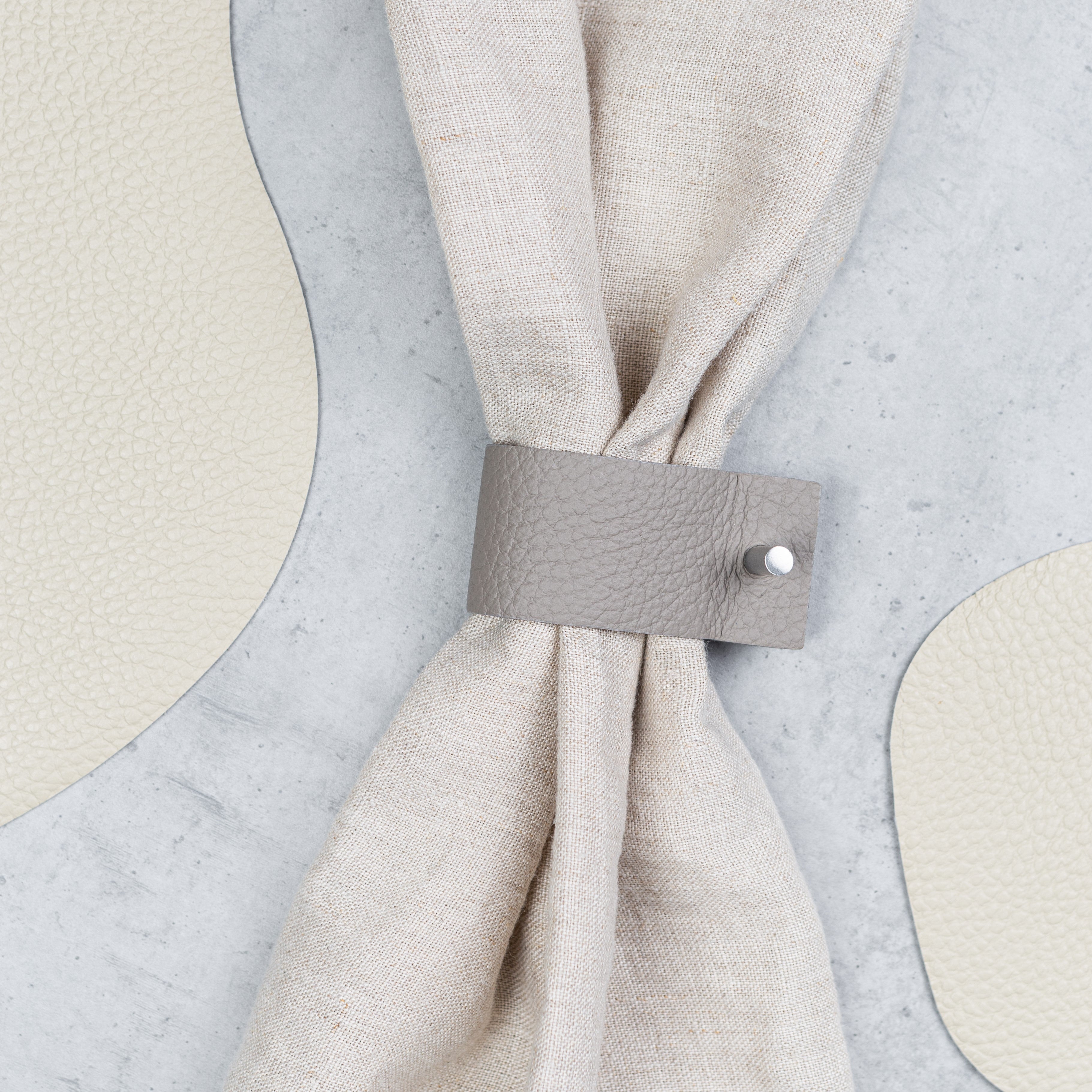 Serviettenringe in Beige aus Leder (4er-Set)